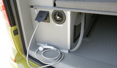 vw-t6-california-beach-ducha_tn_1024.jpg