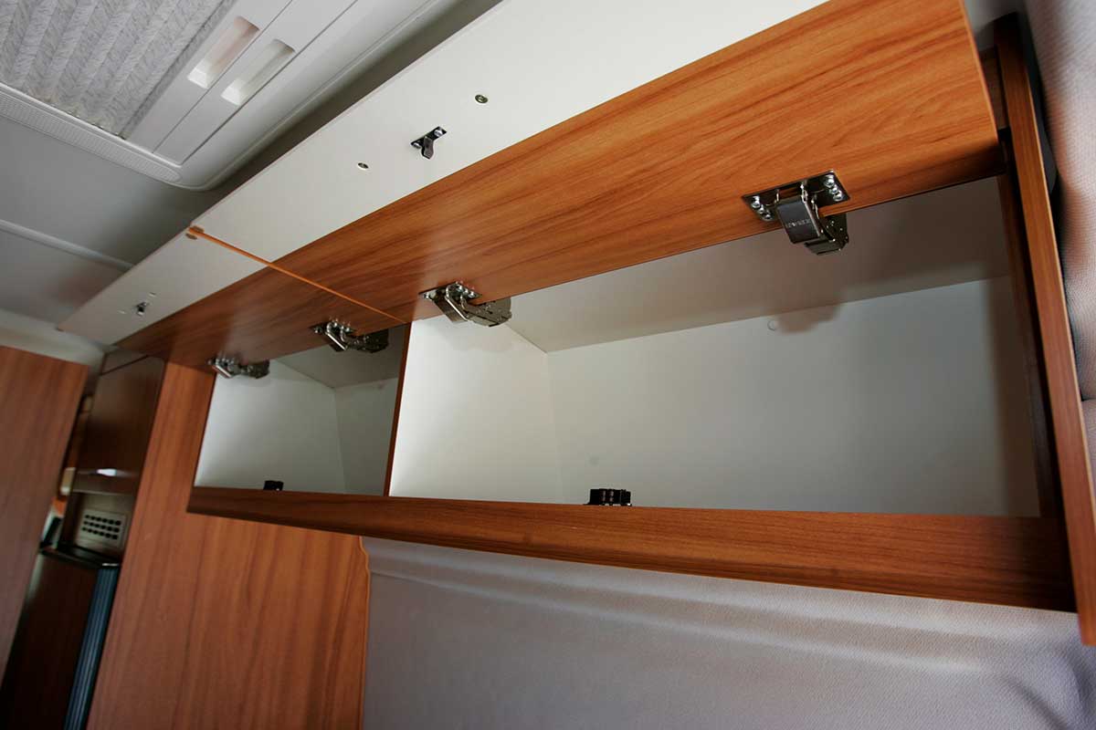 interior furgo maxi camper armarios