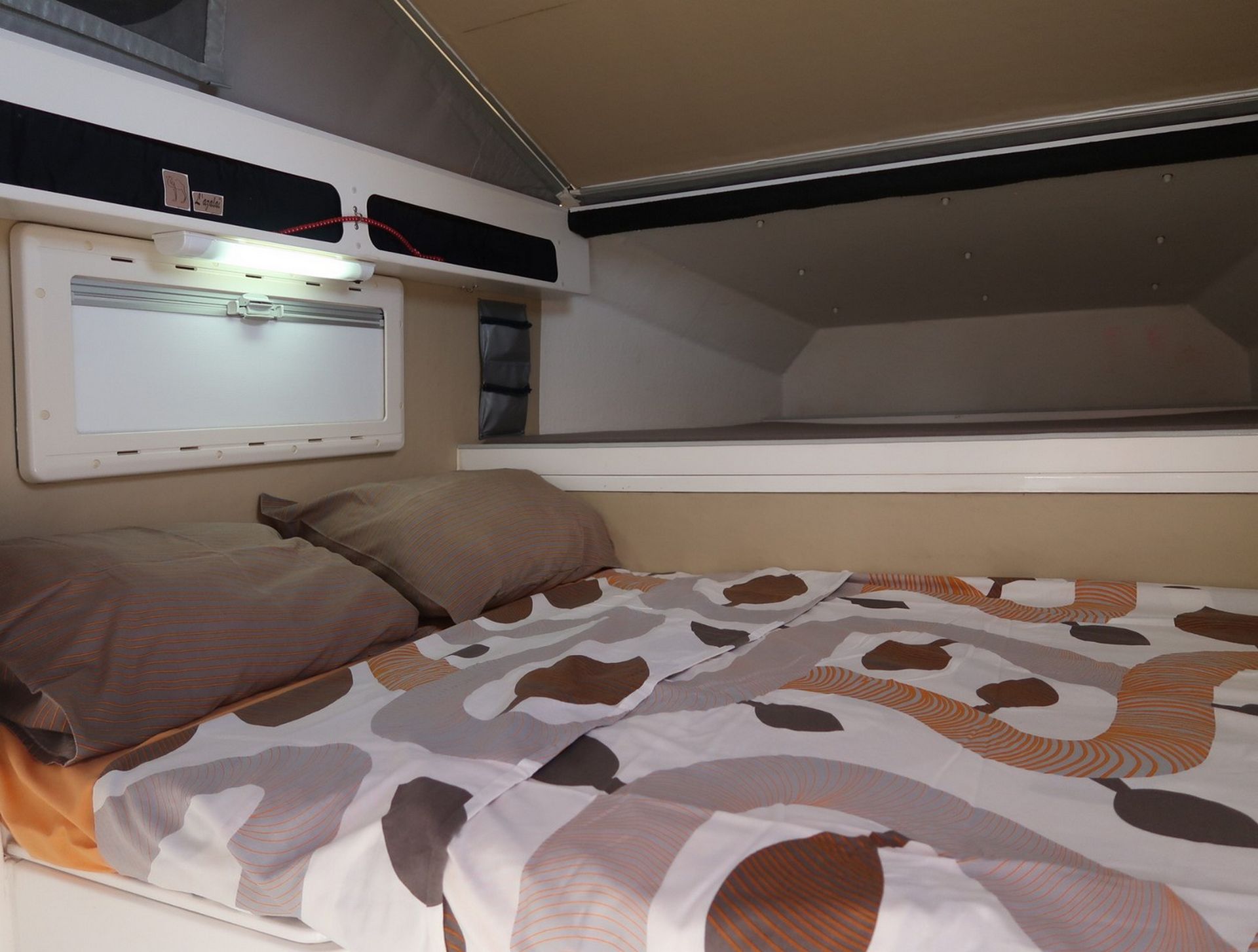 4x4 Pickup-Camper-Schlafzimmer